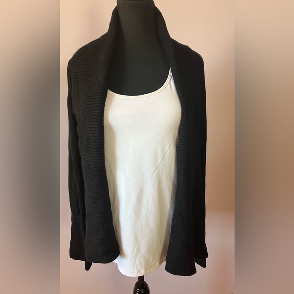 Thick black cardi with thick neckline Size L - Picture 1 of 2